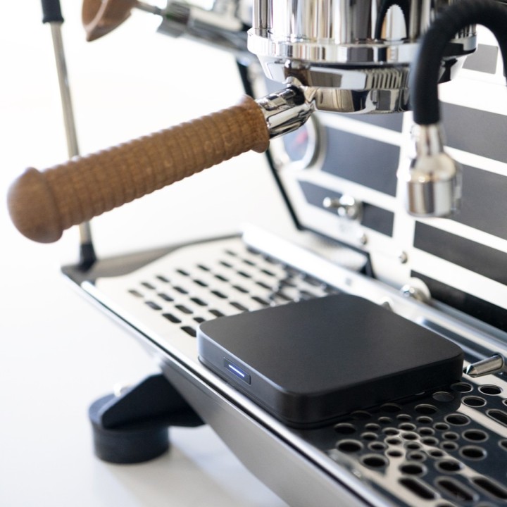 Acaia Umbra Scale Black Coffee Scale | ECS UK