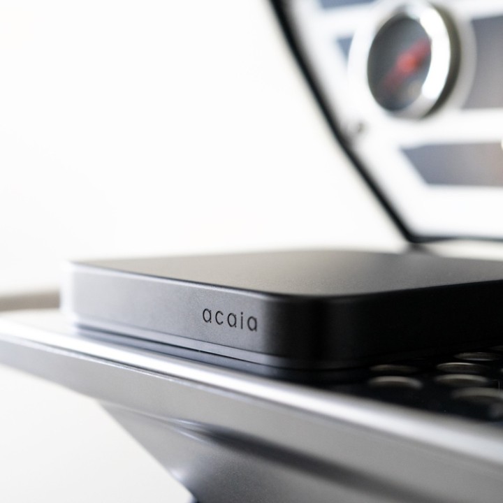 Acaia Umbra Scale Black Coffee Scale | ECS UK