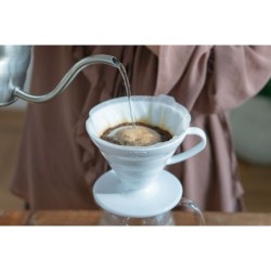 hario dripper v60 02 plastic white - versatile